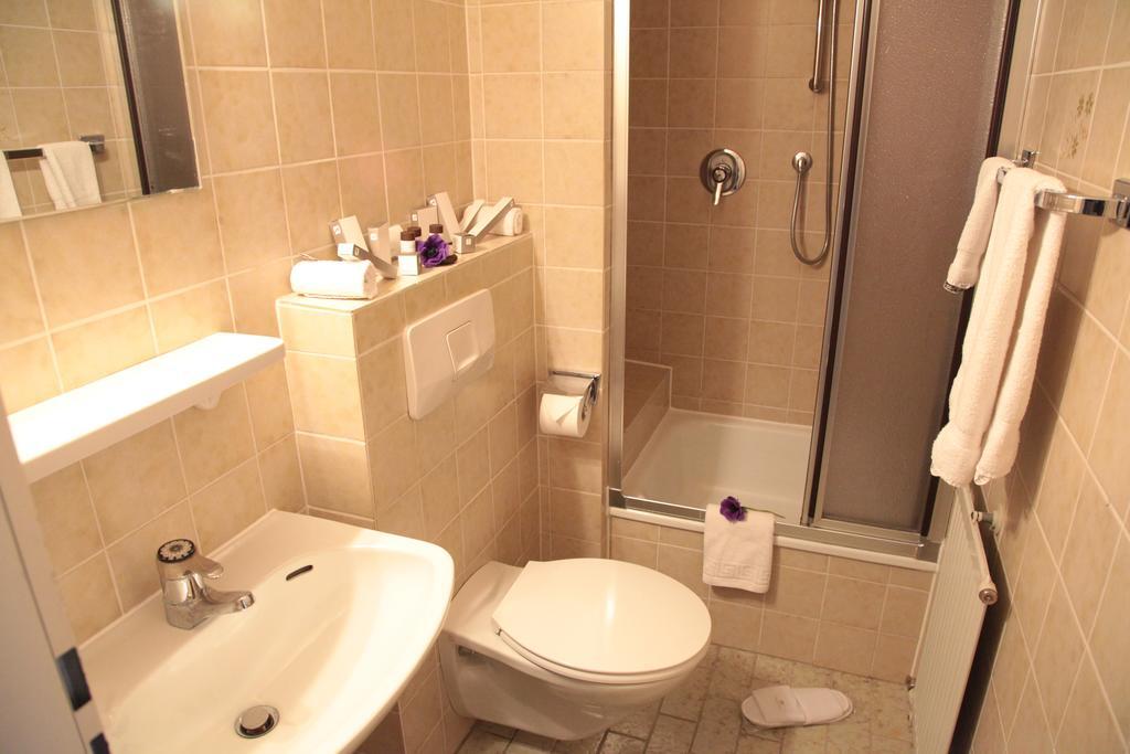 Hotel Garni Georgenhof Adults Only Rimsting Habitación foto